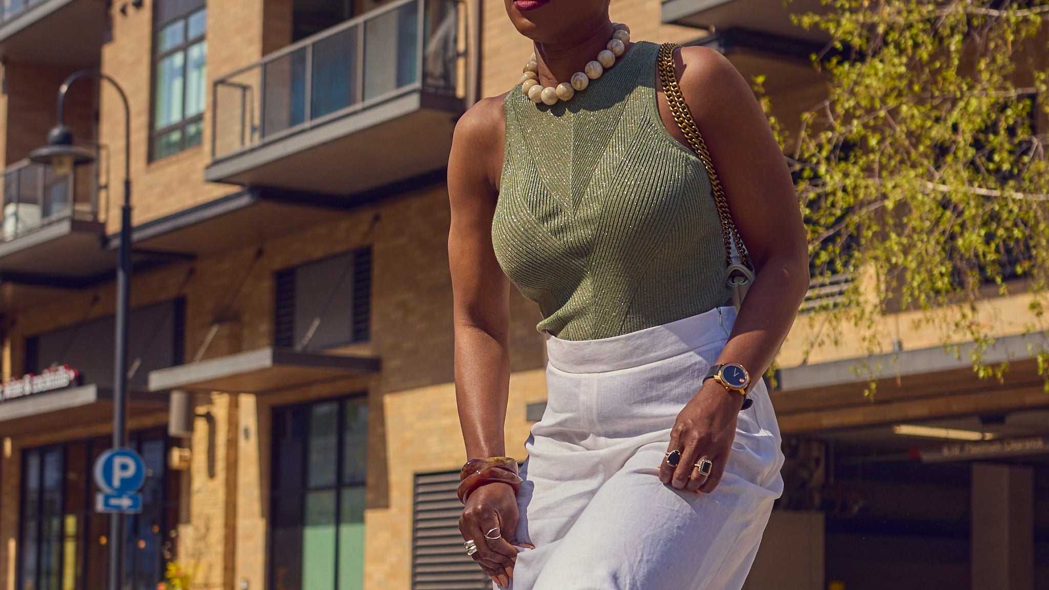 A color-blocked green and white Summer outfit, sleeveless Summer sweater, white wide-leg pants, Mango chunky necklace, how to style a sleeveless tank for Spring Summer, Macy's Summer collection, how to style white linen pants, Farotelle blog, elevated casual style