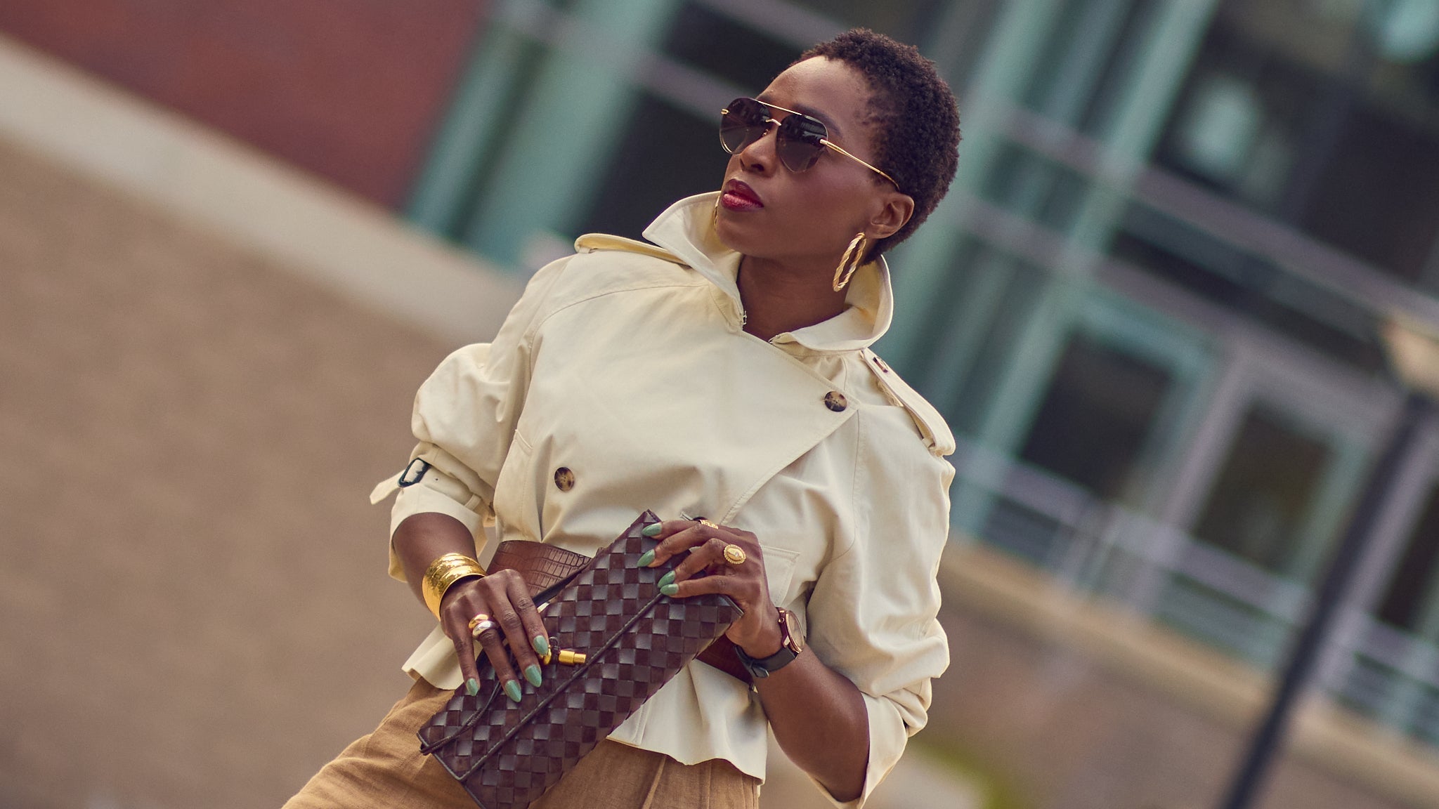 How to Style a Cropped Trench Jacket for Fall 2025