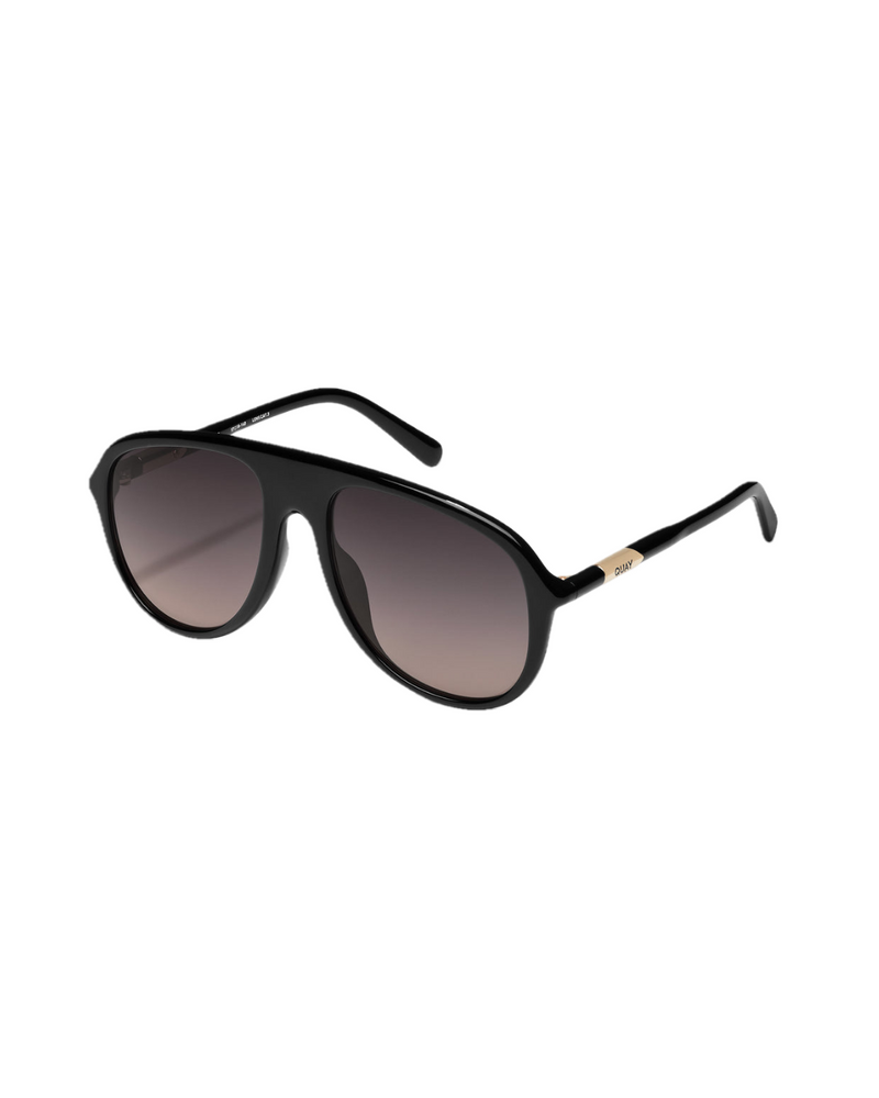 Quay Chart Topper Aviator Sunglasses, Farotelle blog, Minneapolis fashion content creator, modern classic style