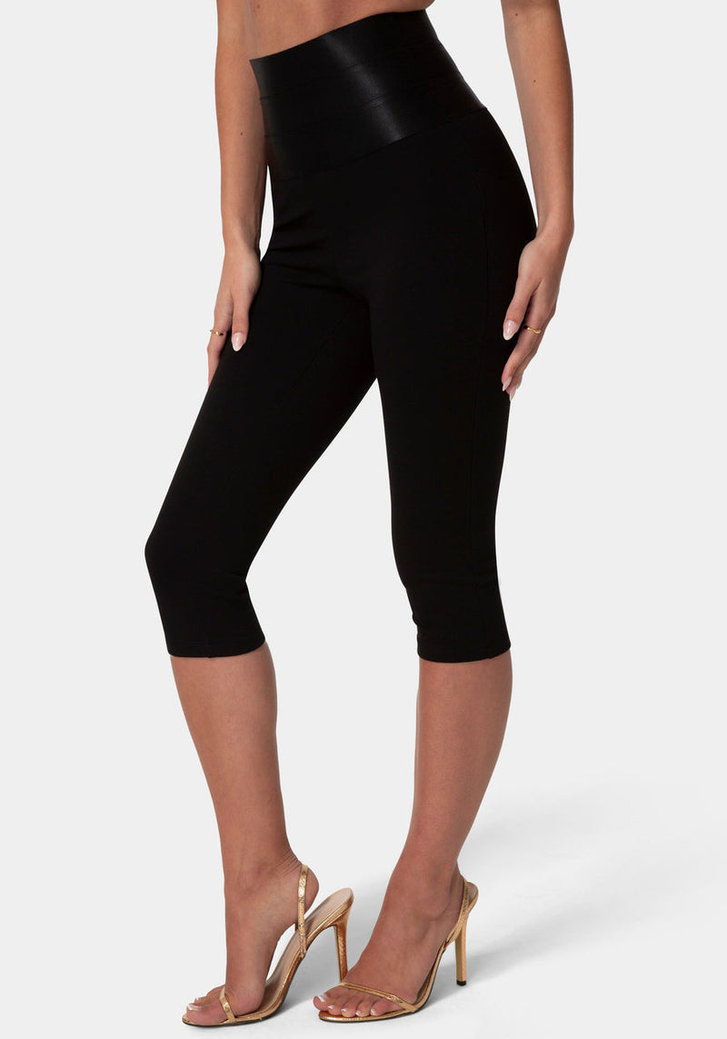 Bebe fitted capri legging pants, Spring Summer 2026 trends, modern classic fashion, Farotelle blog, Minneapolis Top fashion influencer, outfit inspo